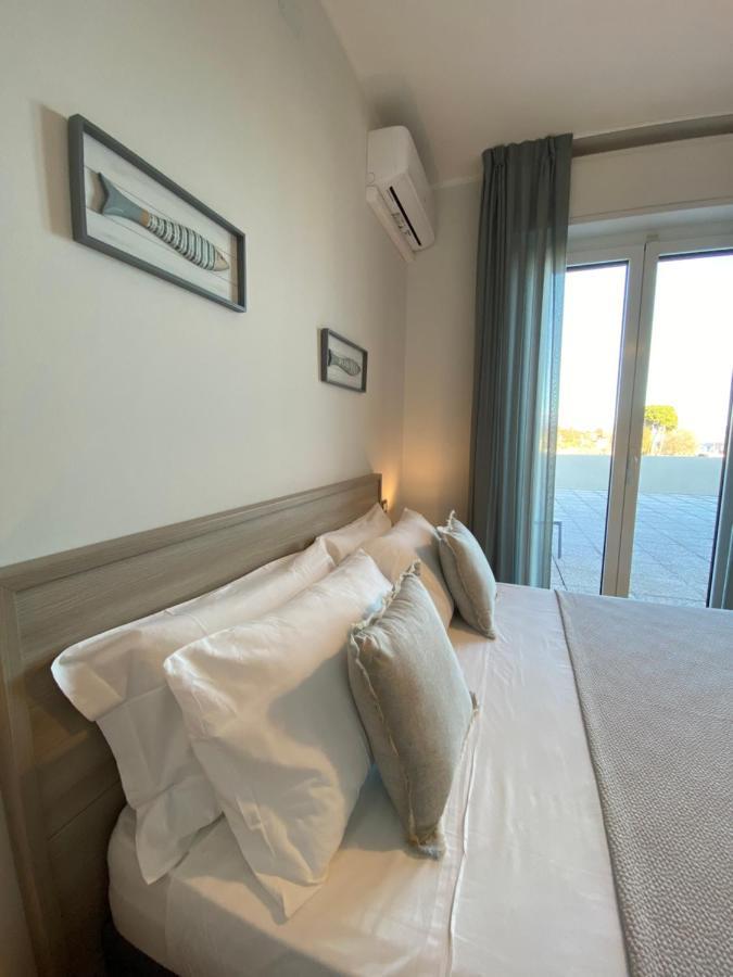 Albergo La Pescatrice Moniga del Garda Exterior photo