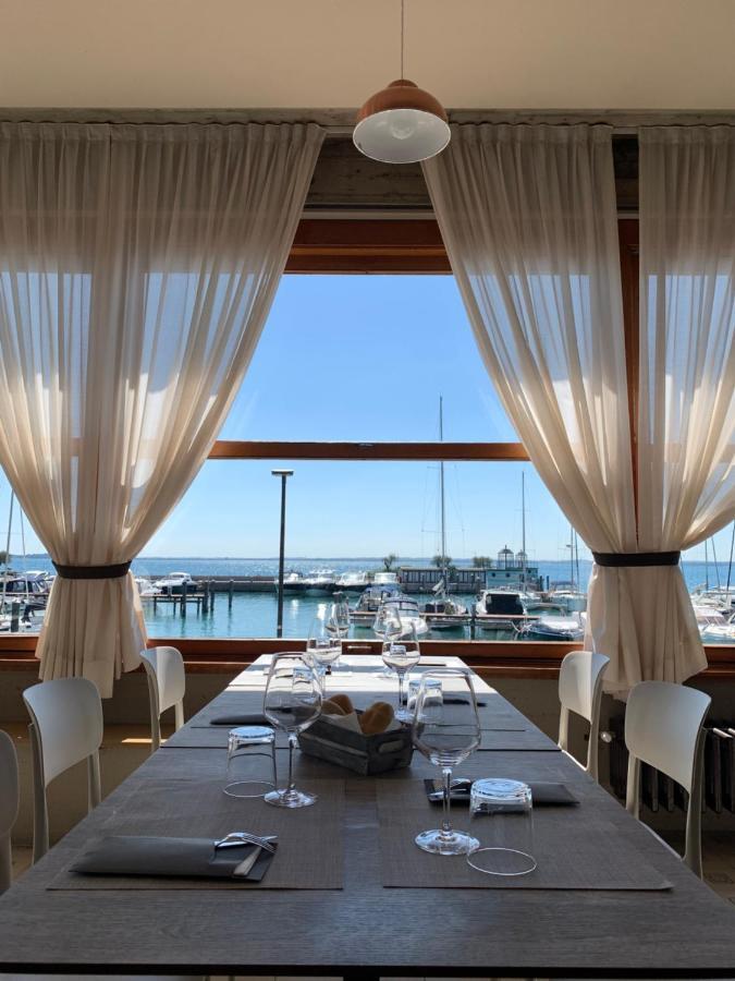 Albergo La Pescatrice Moniga del Garda Exterior photo